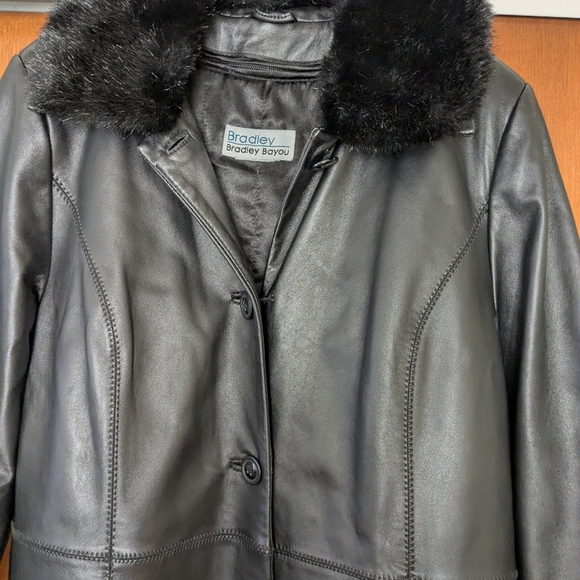 Vintage 90s grunge black leather fur collar full length trench coat button down - Picture 3 of 11